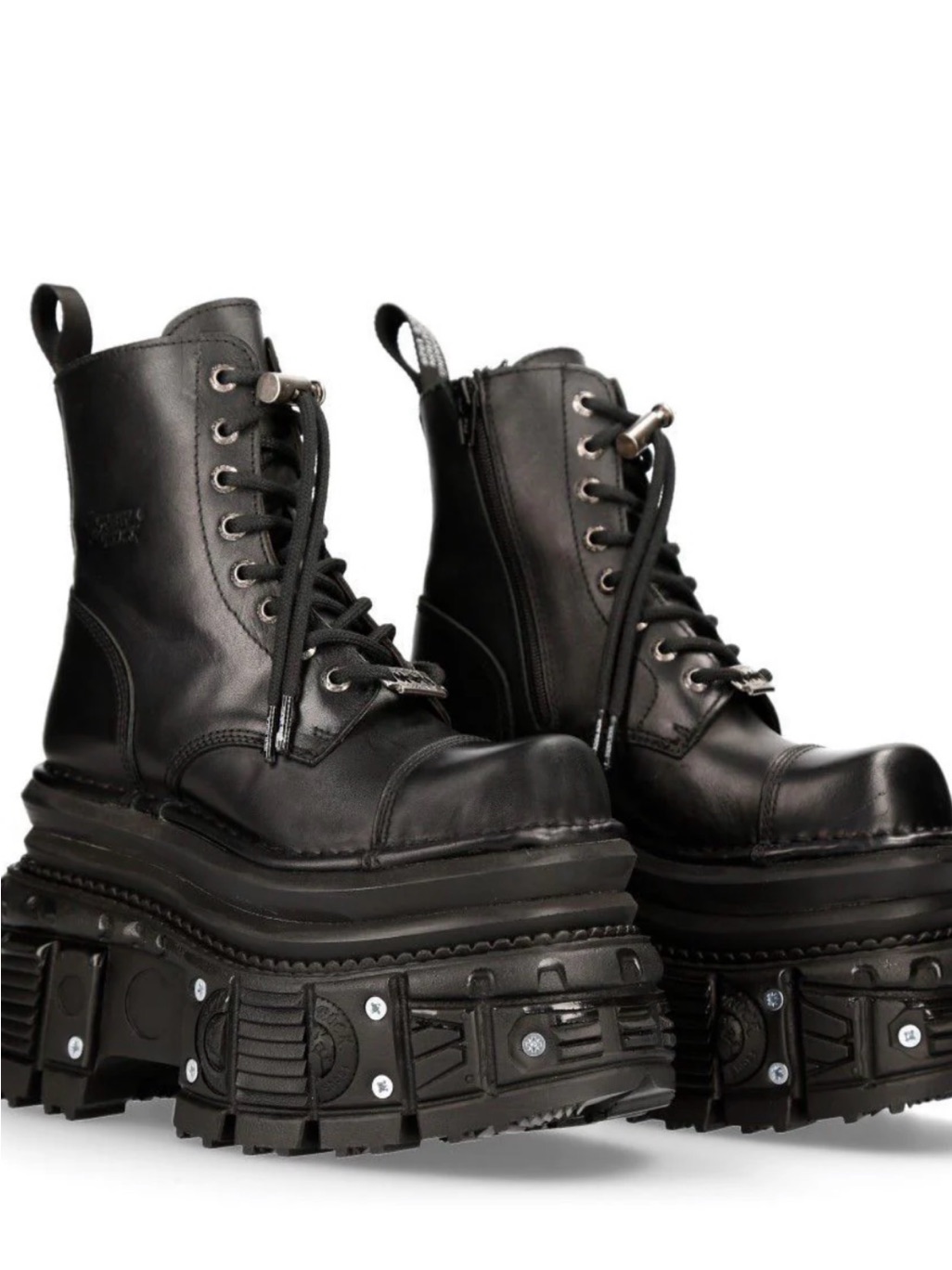 Women's Black Platform Combat Boots With Chunky Soles Never Been Worn